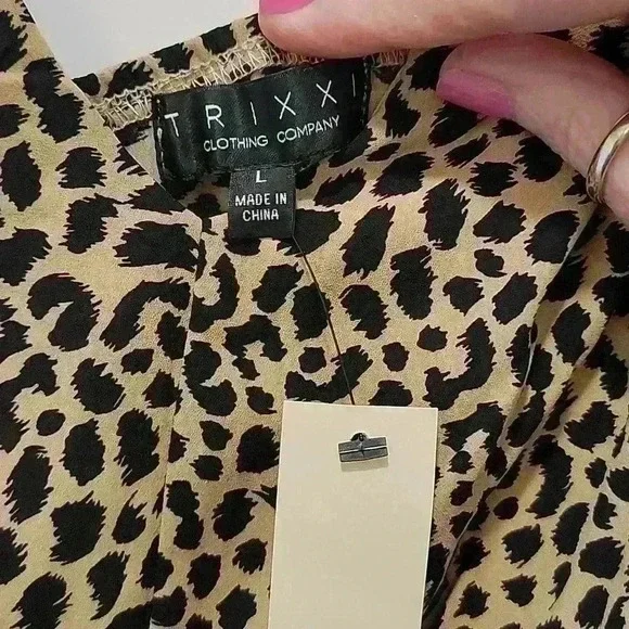 Trixxi Cheetah Print Swing Dress Size Large - Picture 5 of 6